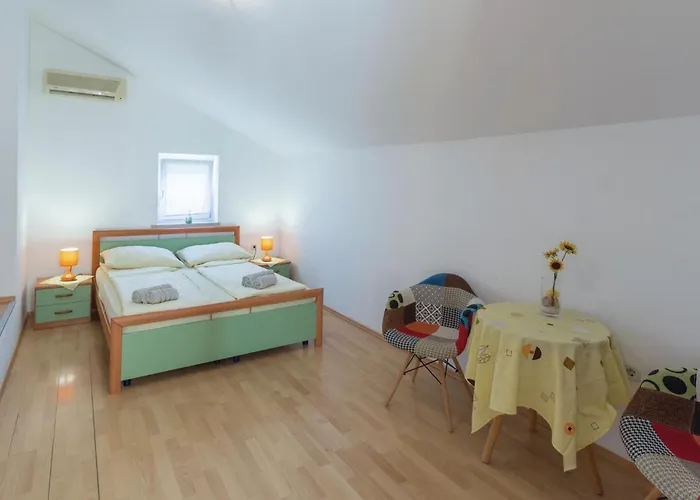 Izabela Lejlighed Poreč