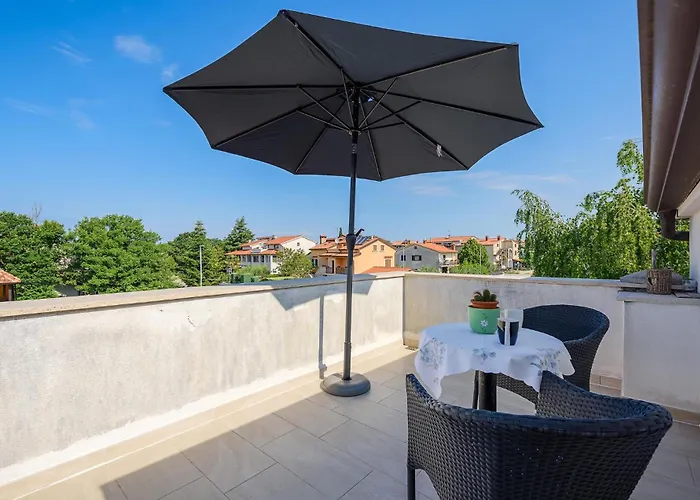 아파트 Izabela 포레치